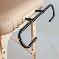 מחזיק גלילי נייר או אל בד למיטת עיסוי